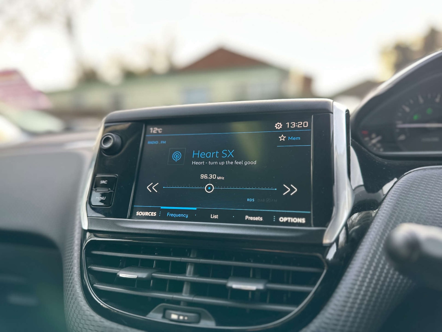 Used Peugeot 208 2017 for sale - 77058492: Photo 14