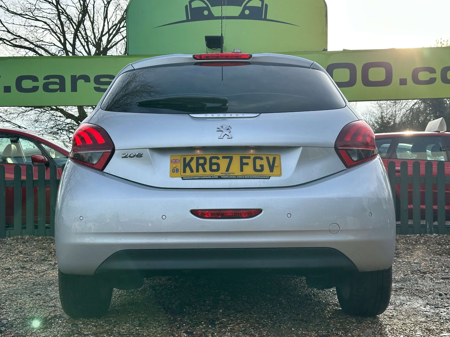 Used Peugeot 208 2017 for sale - 77058492: Photo 8