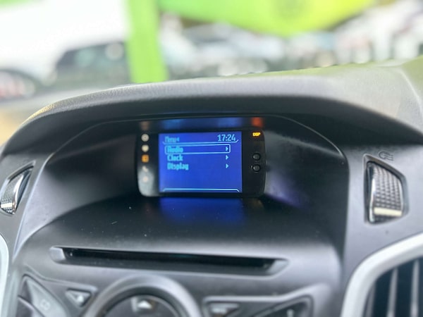 Used Ford Focus 2011 for sale - 76319701: Photo 22