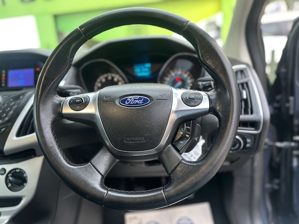 Used Ford Focus 2011 for sale - 76319701: Photo 29