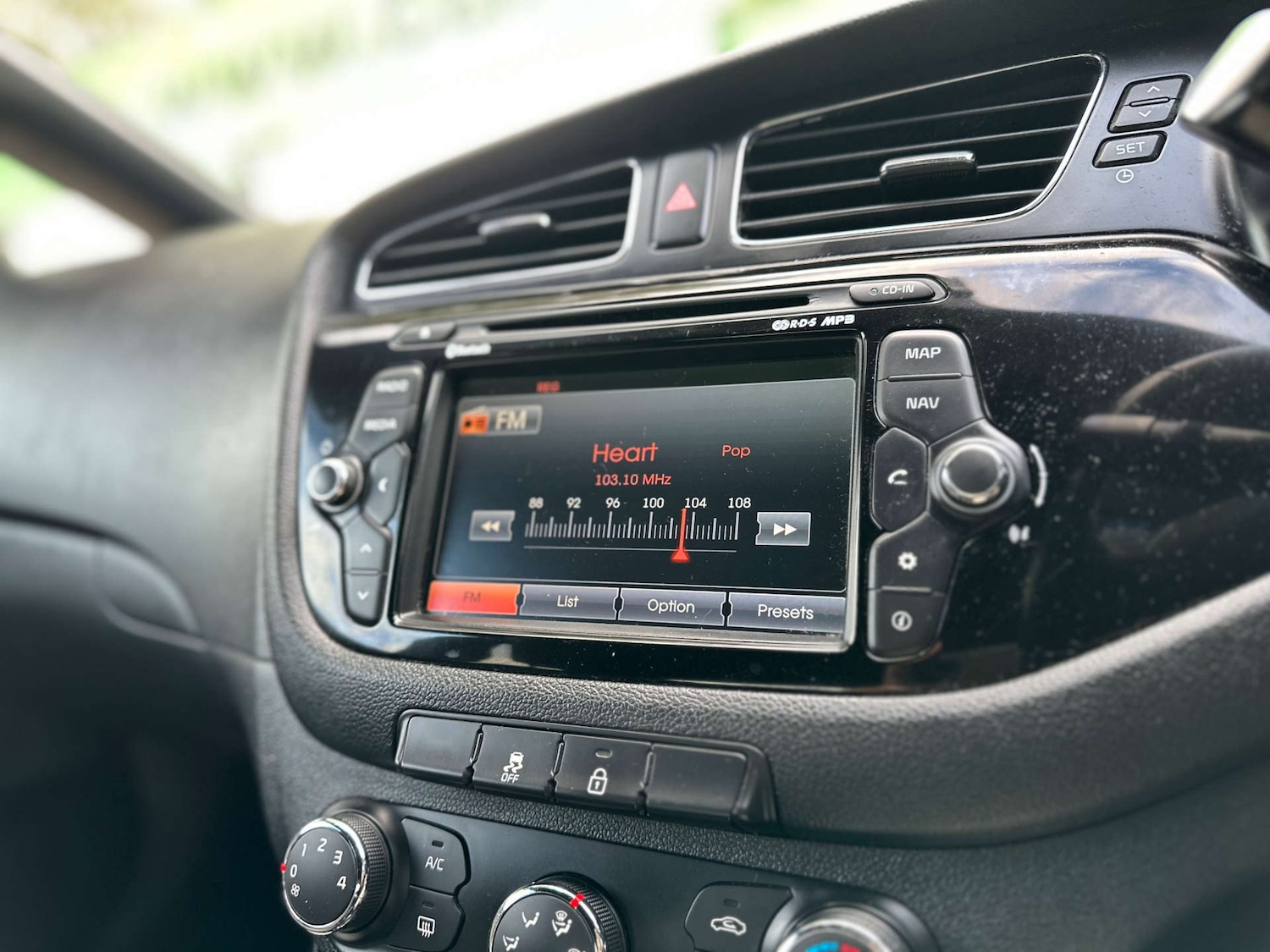 Used Kia Pro Ceed 2014 for sale - 76209973: Photo 13