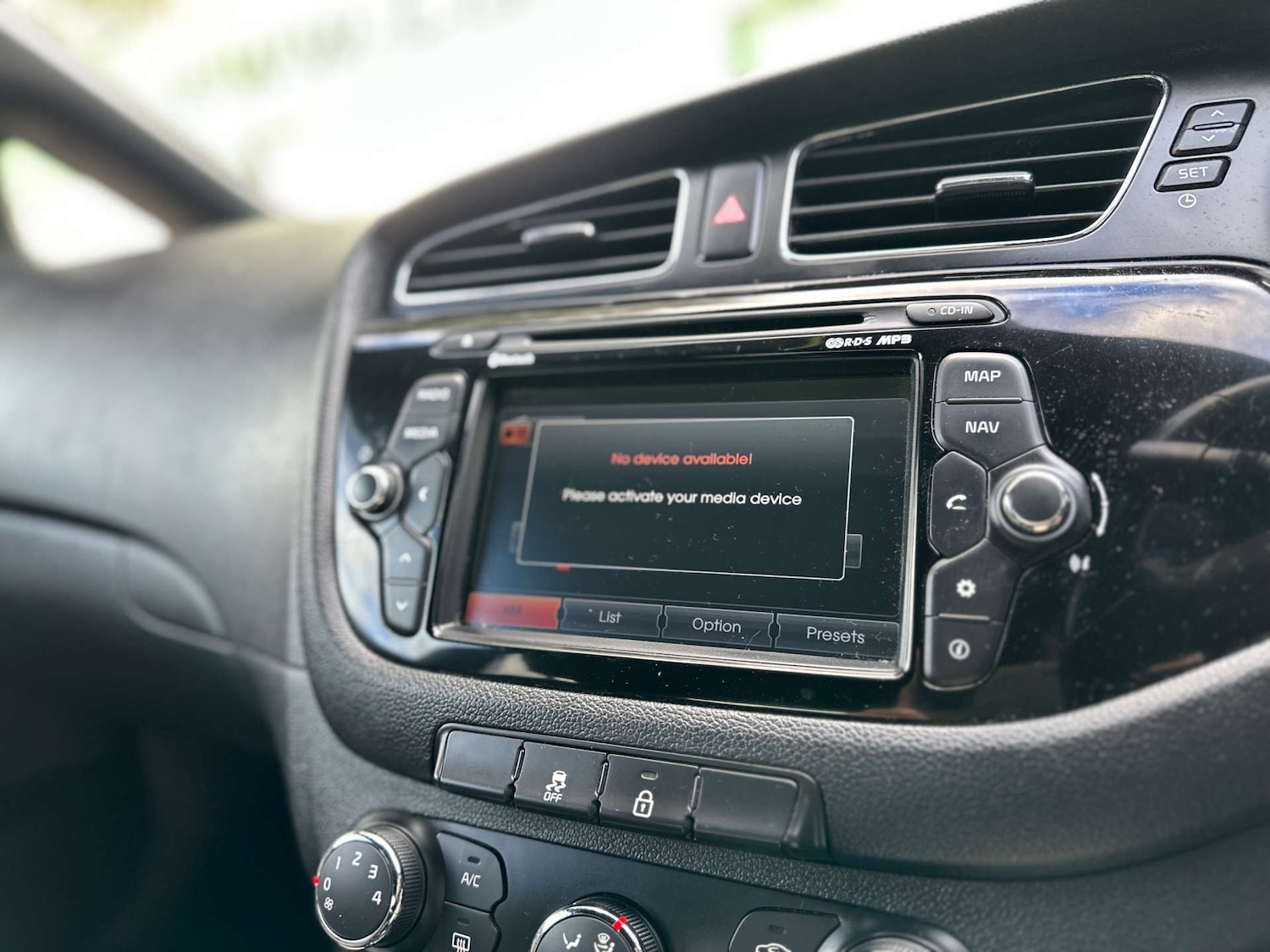 Used Kia Pro Ceed 2014 for sale - 76209973: Photo 18