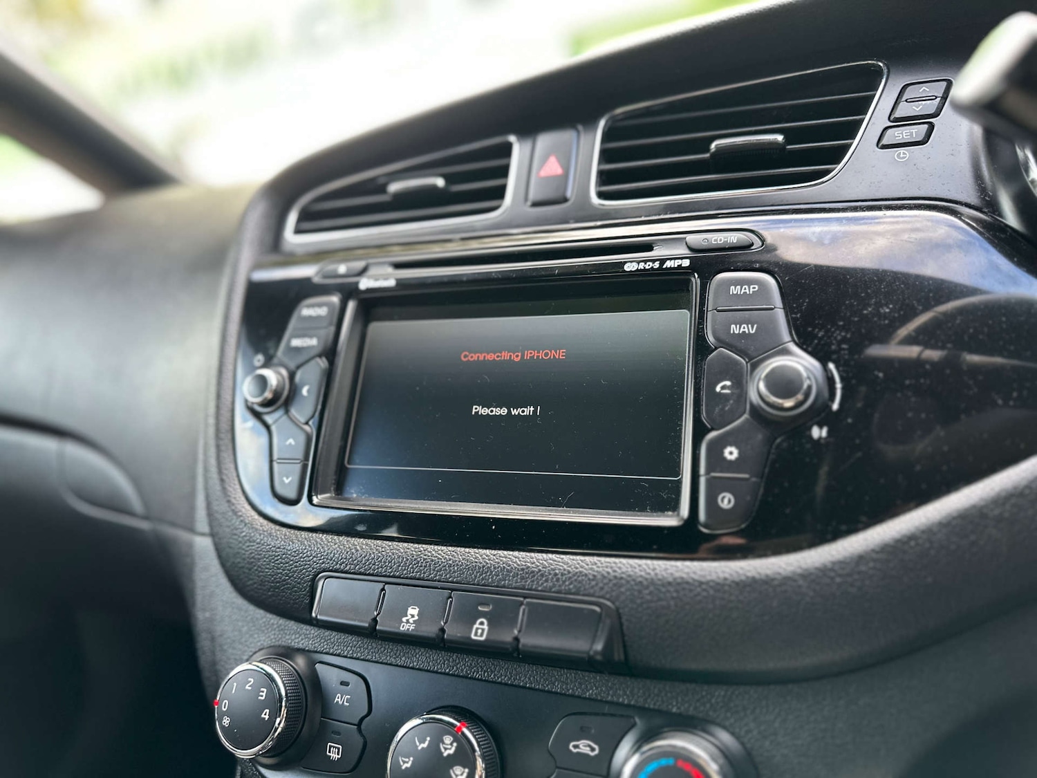 Used Kia Pro Ceed 2014 for sale - 76209973: Photo 21