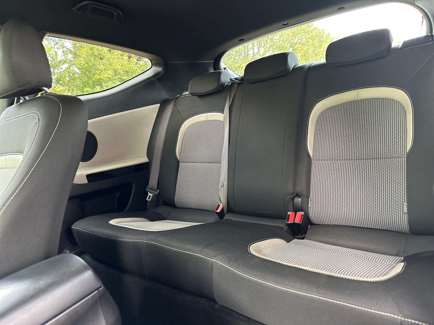 Used Kia Pro Ceed 2014 for sale - 76209973: Photo 9