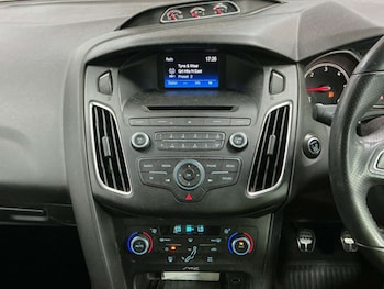 Used Ford Focus 2015 for sale - 79459550: Photo
