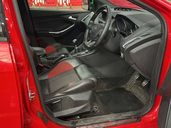 Used Ford Focus 2015 for sale - 79459550: Photo