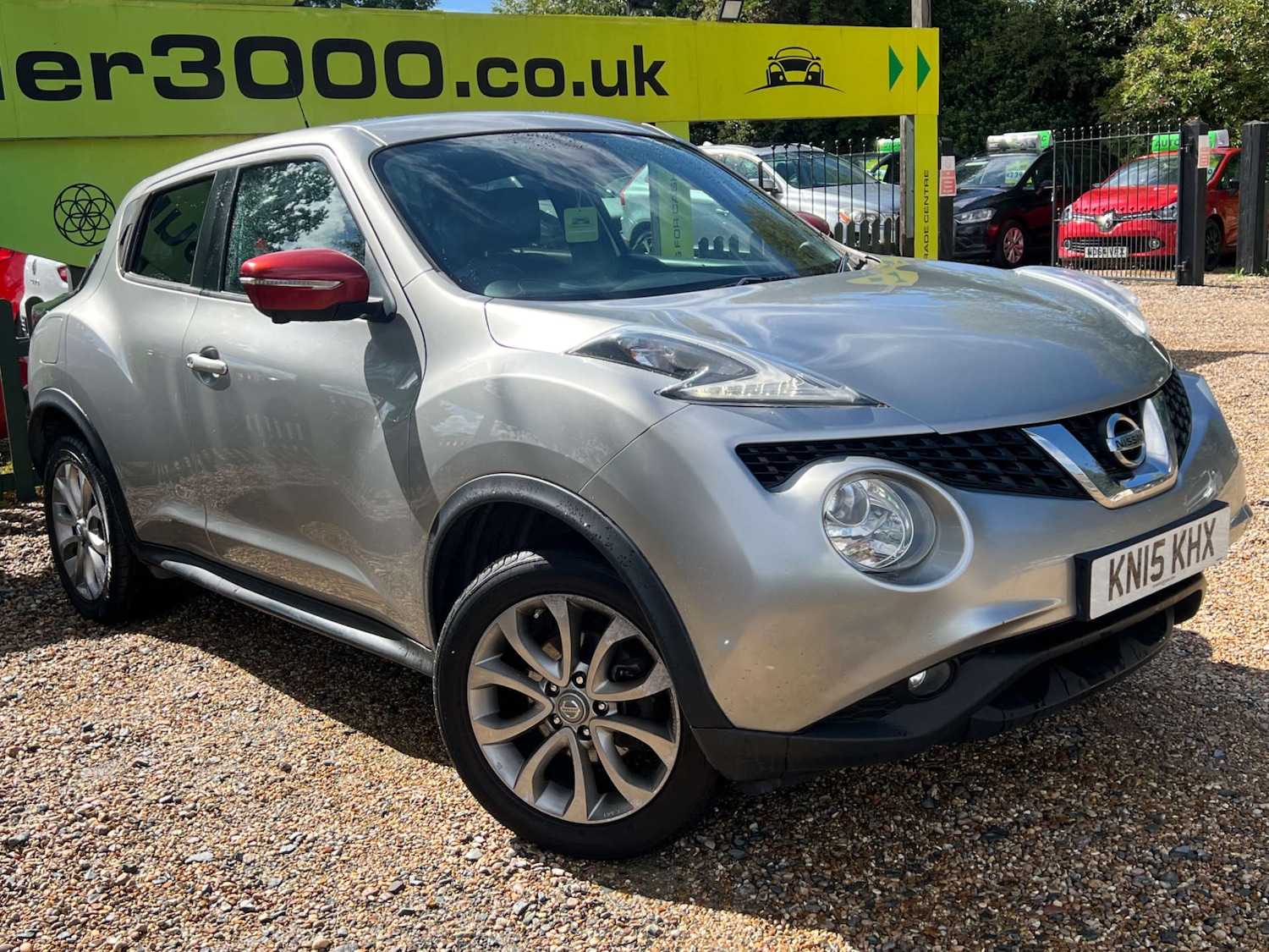 Used Nissan Juke 2015 for sale - 76878077: Photo 4