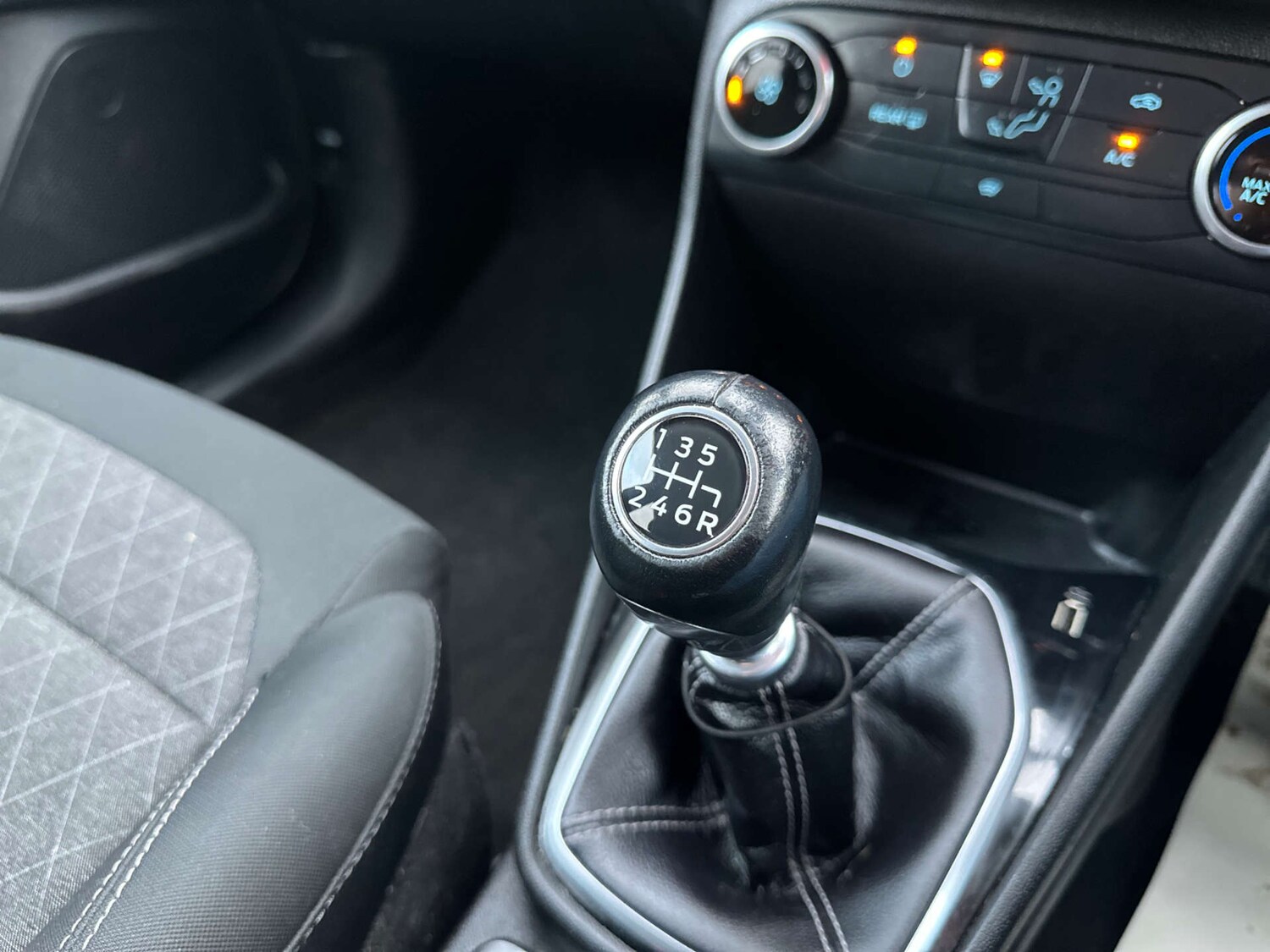 Used Ford Fiesta 2019 for sale - 77636169: Photo 26