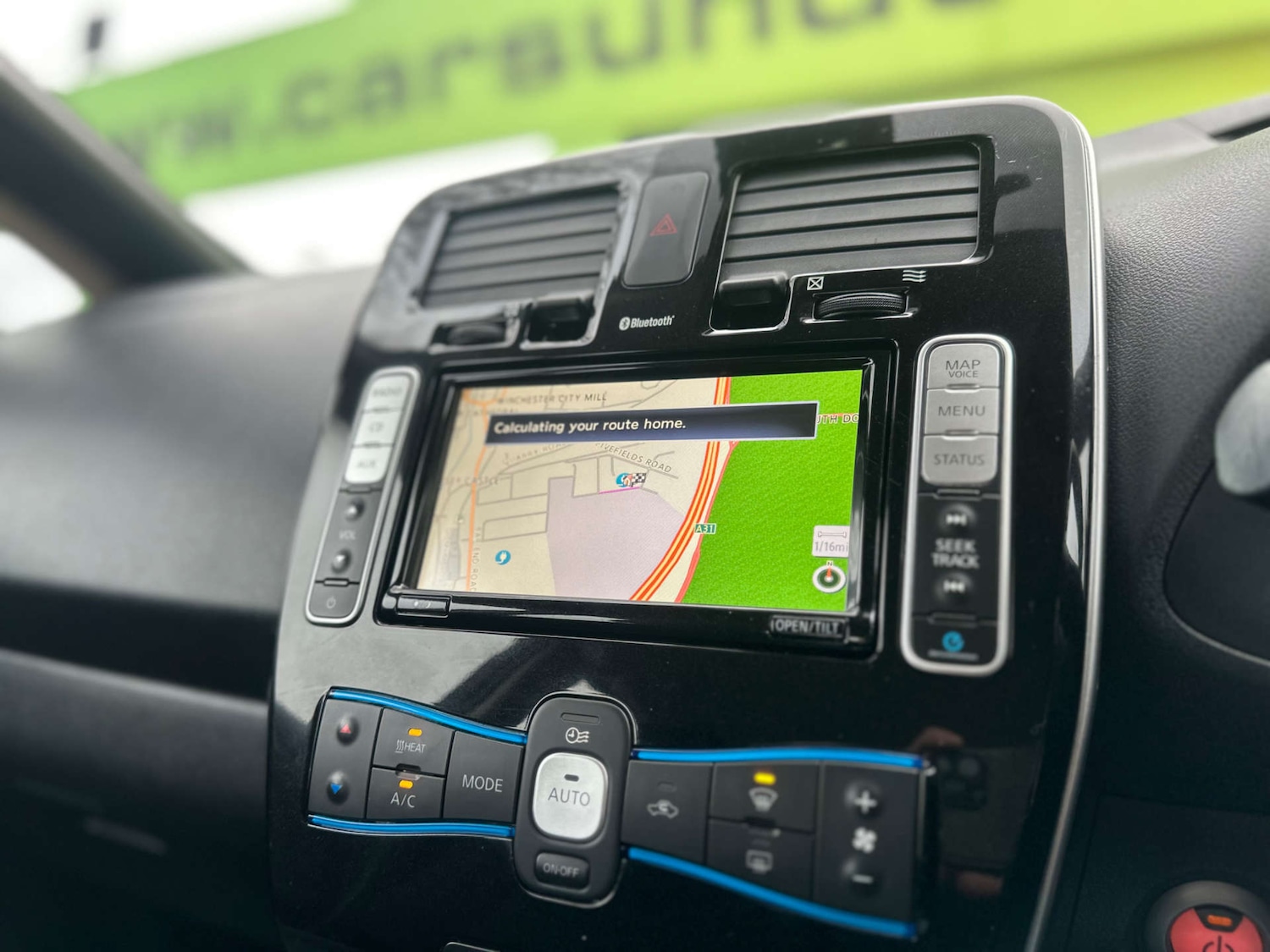 Used Nissan Leaf 2017 for sale - 77259085: Photo 17