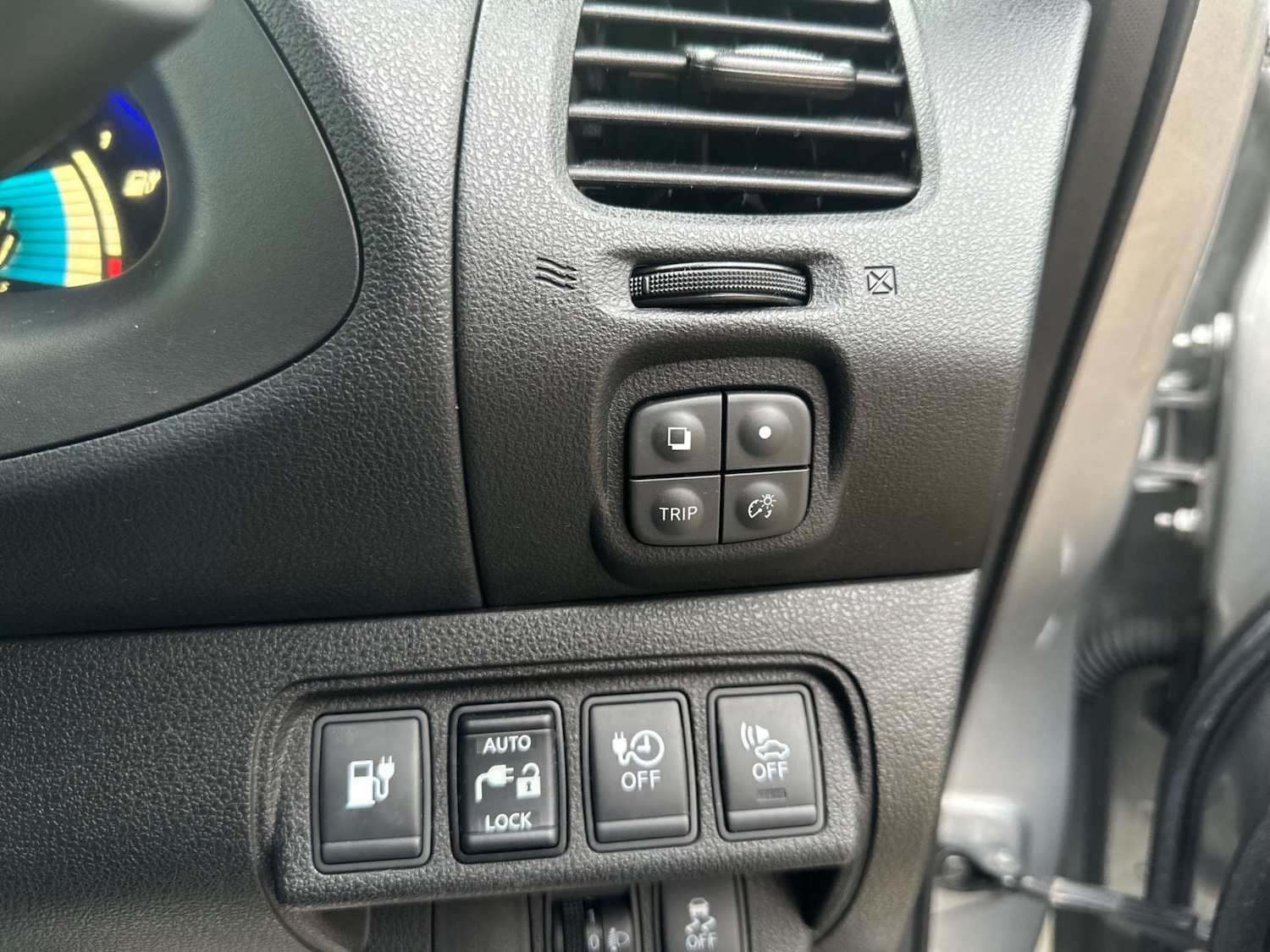 Used Nissan Leaf 2017 for sale - 77259085: Photo 31