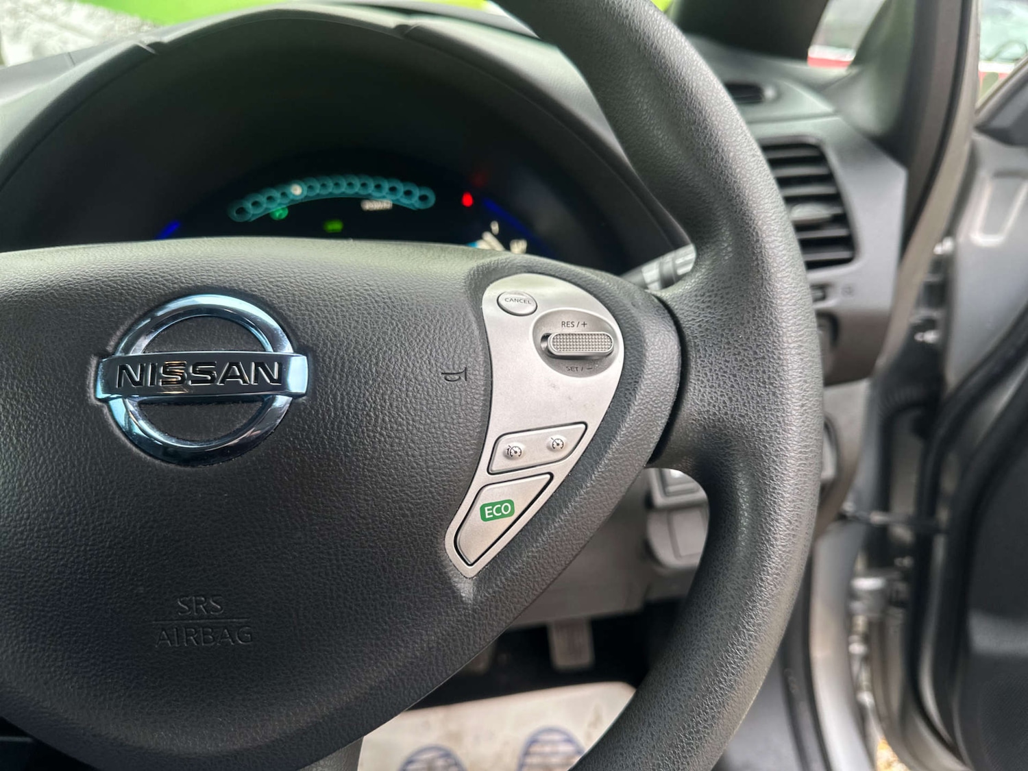 Used Nissan Leaf 2017 for sale - 77259085: Photo 33