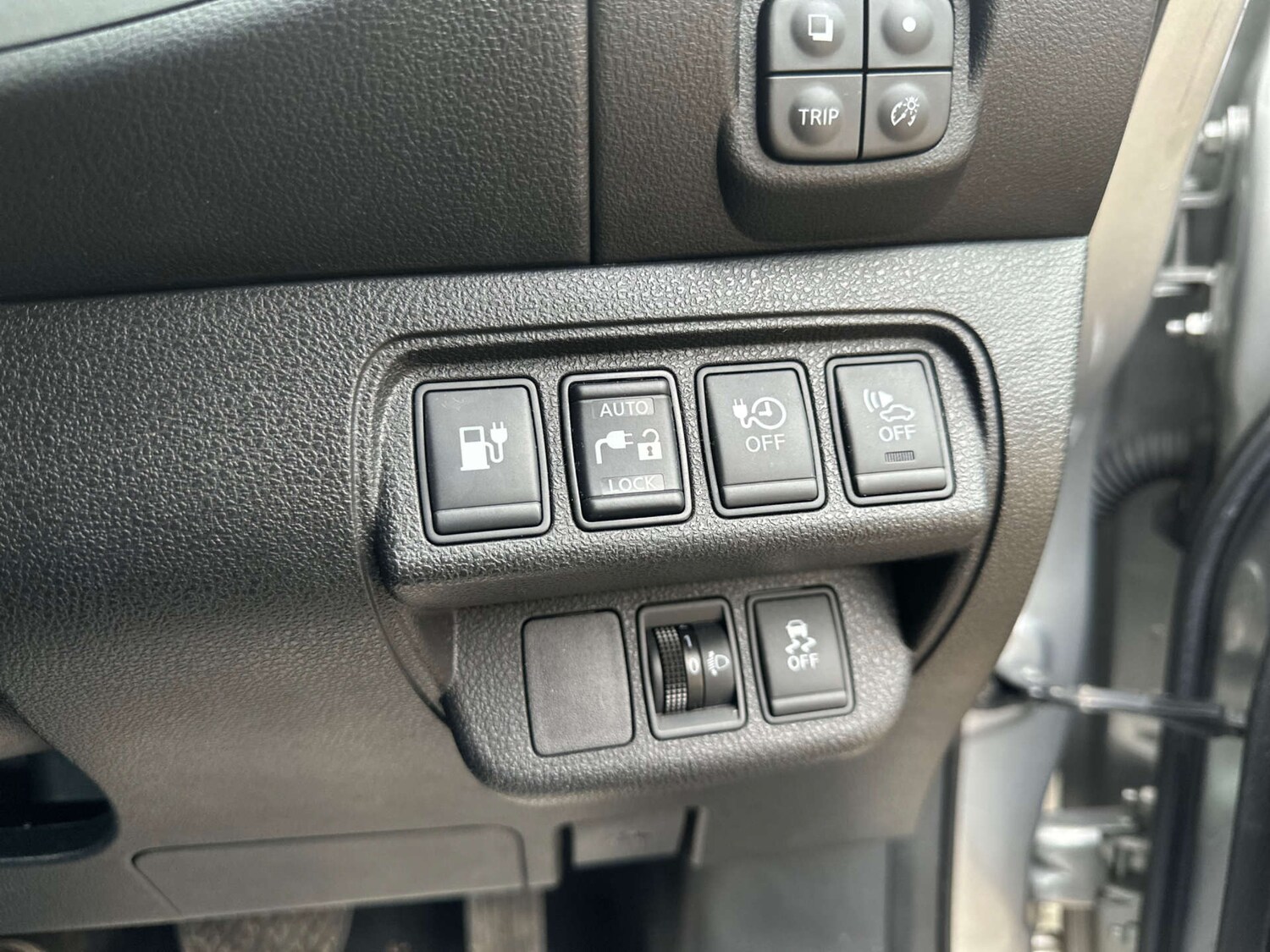 Used Nissan Leaf 2017 for sale - 77259085: Photo 35