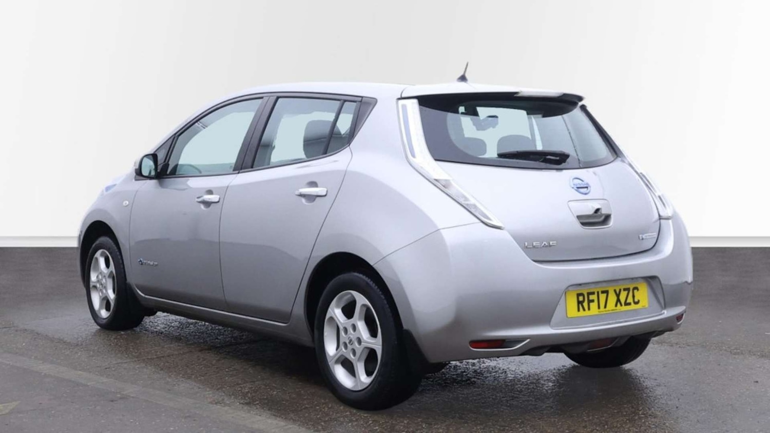 Used Nissan Leaf 2017 for sale - 77259085: Photo 5