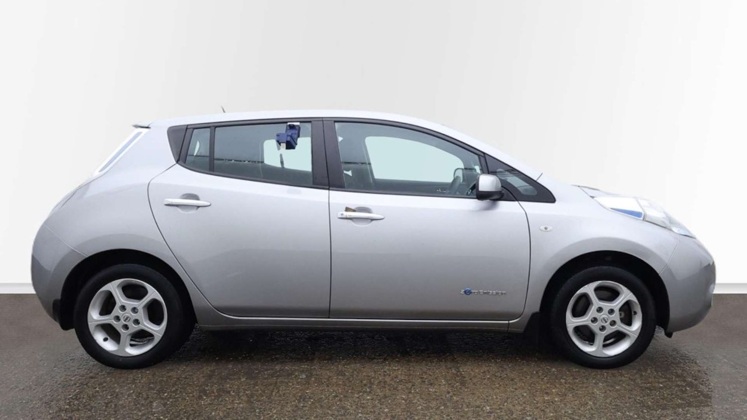 Used Nissan Leaf 2017 for sale - 77259085: Photo 9