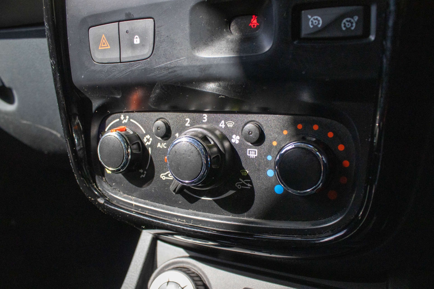 Used Dacia Duster 2015 for sale - 78210420: Photo 21