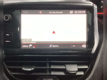 Used Peugeot 2008 2017 for sale - 76322871: Photo 2
