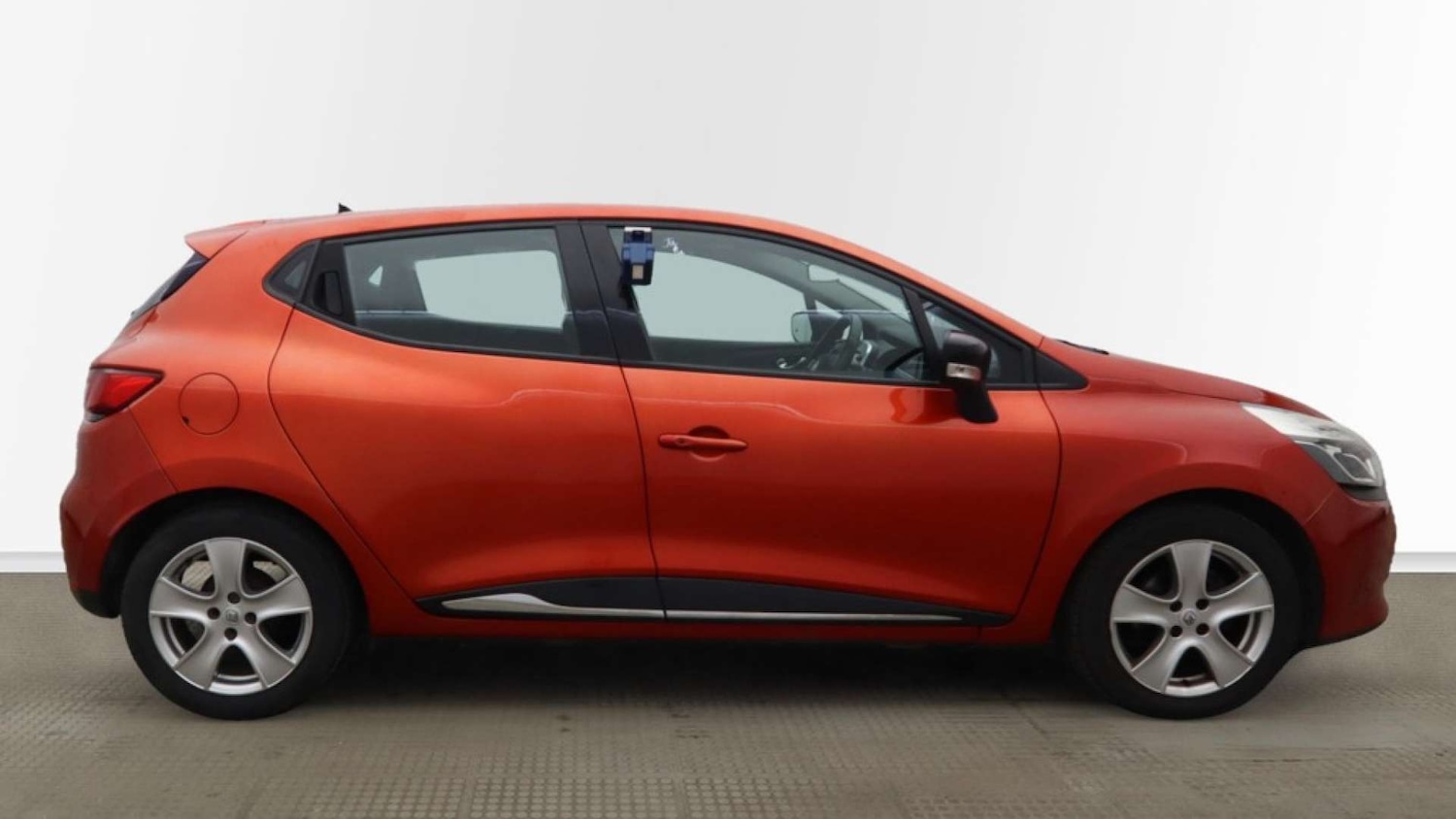 Used Renault Clio 2016 for sale - 76846826: Photo 12