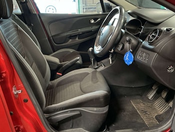 Used Renault Clio 2016 for sale - 78873362: Photo