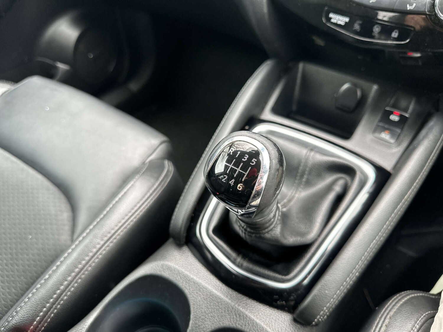 Used Nissan Qashqai 2018 for sale - 78111265: Photo 25