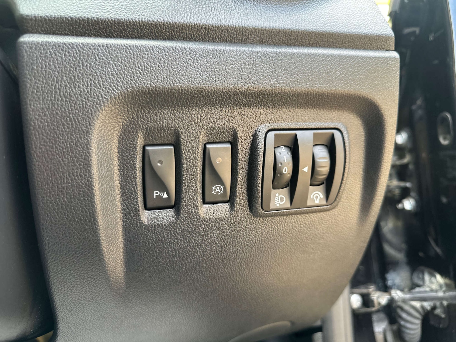 Used Renault Captur 2017 for sale - 76878080: Photo 33