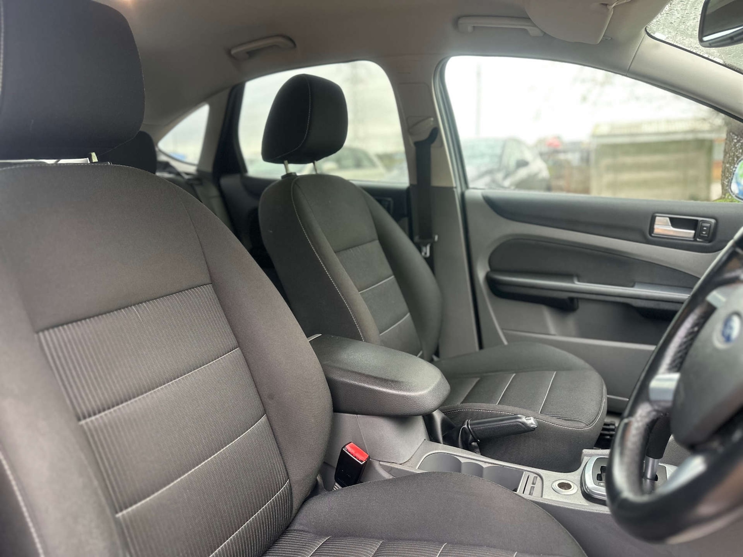 Used Ford Focus 2009 for sale - 76693631: Photo 11