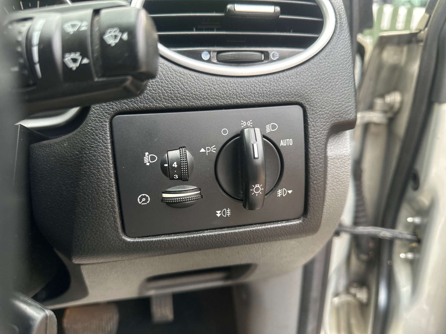 Used Ford Focus 2009 for sale - 76693631: Photo 27