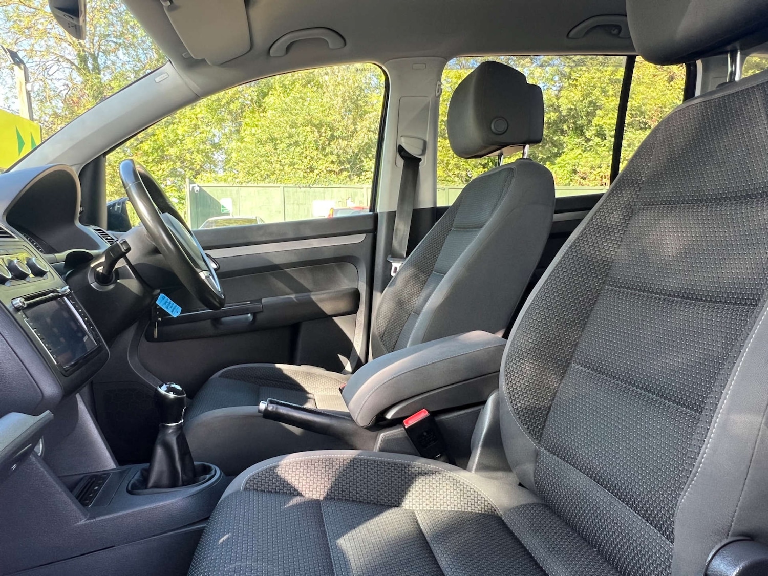 Used Volkswagen Touran 2015 for sale - 76023087: Photo 17