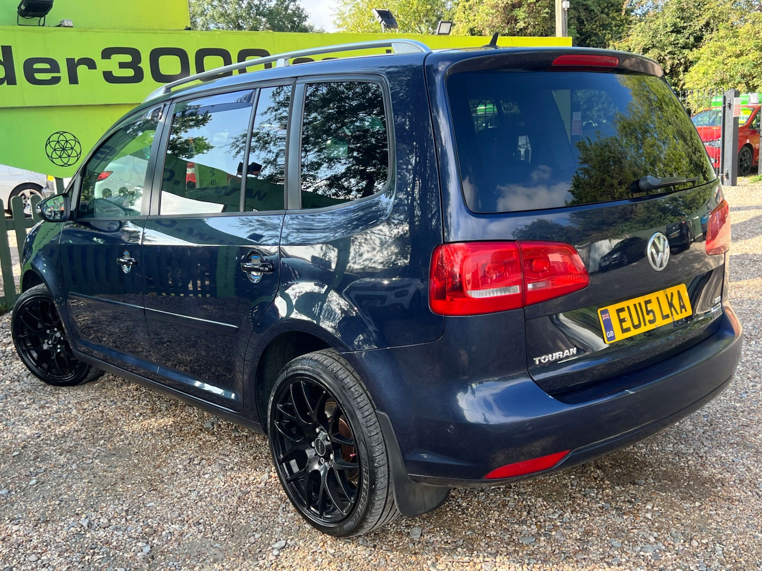 Used Volkswagen Touran 2015 for sale - 76023087: Photo 9