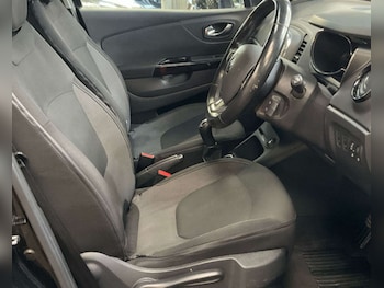 Used Renault Captur 2017 for sale - 76263510: Photo 3