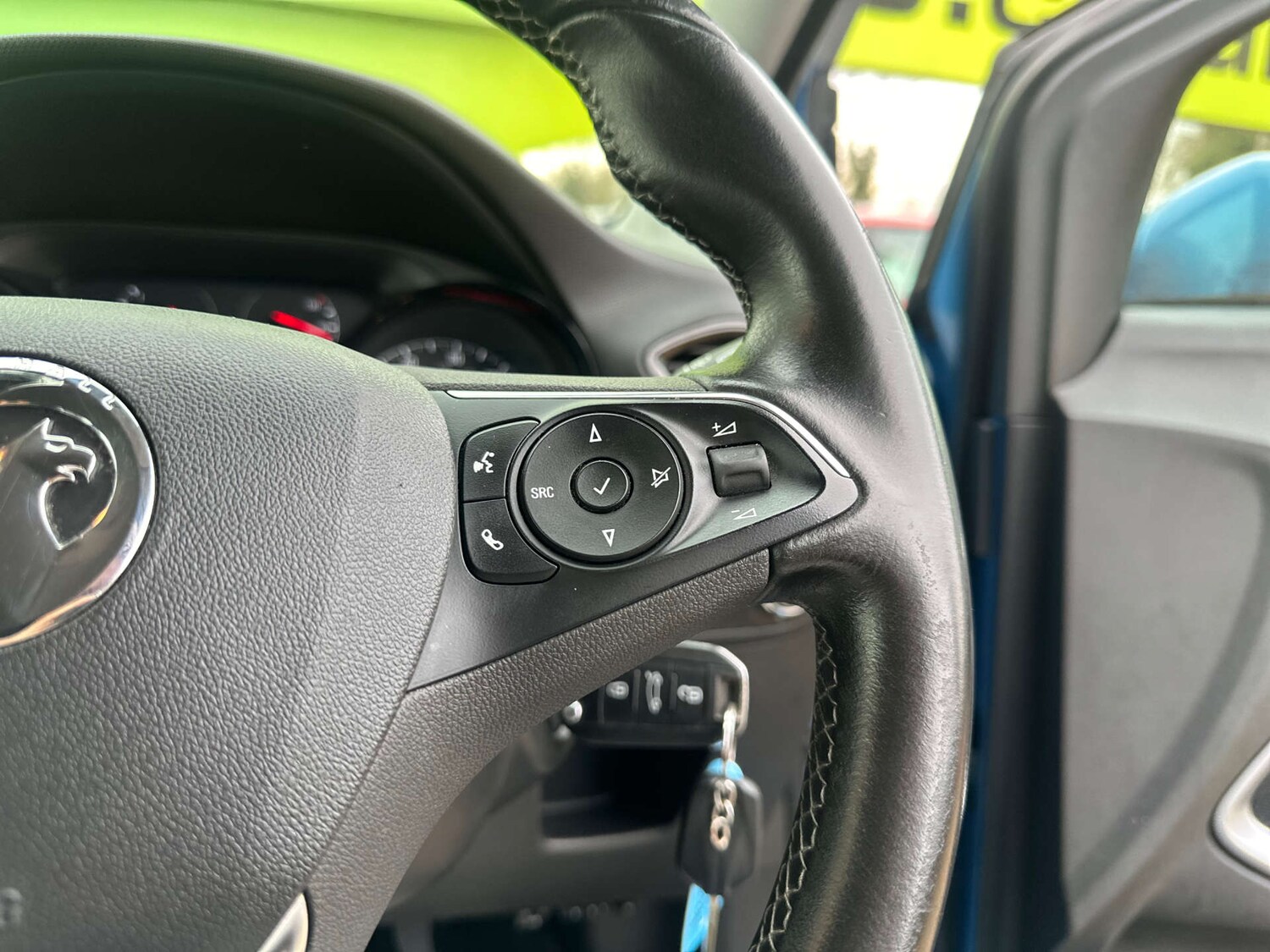 Used Vauxhall Crossland X 2018 for sale - 76637985: Photo 30