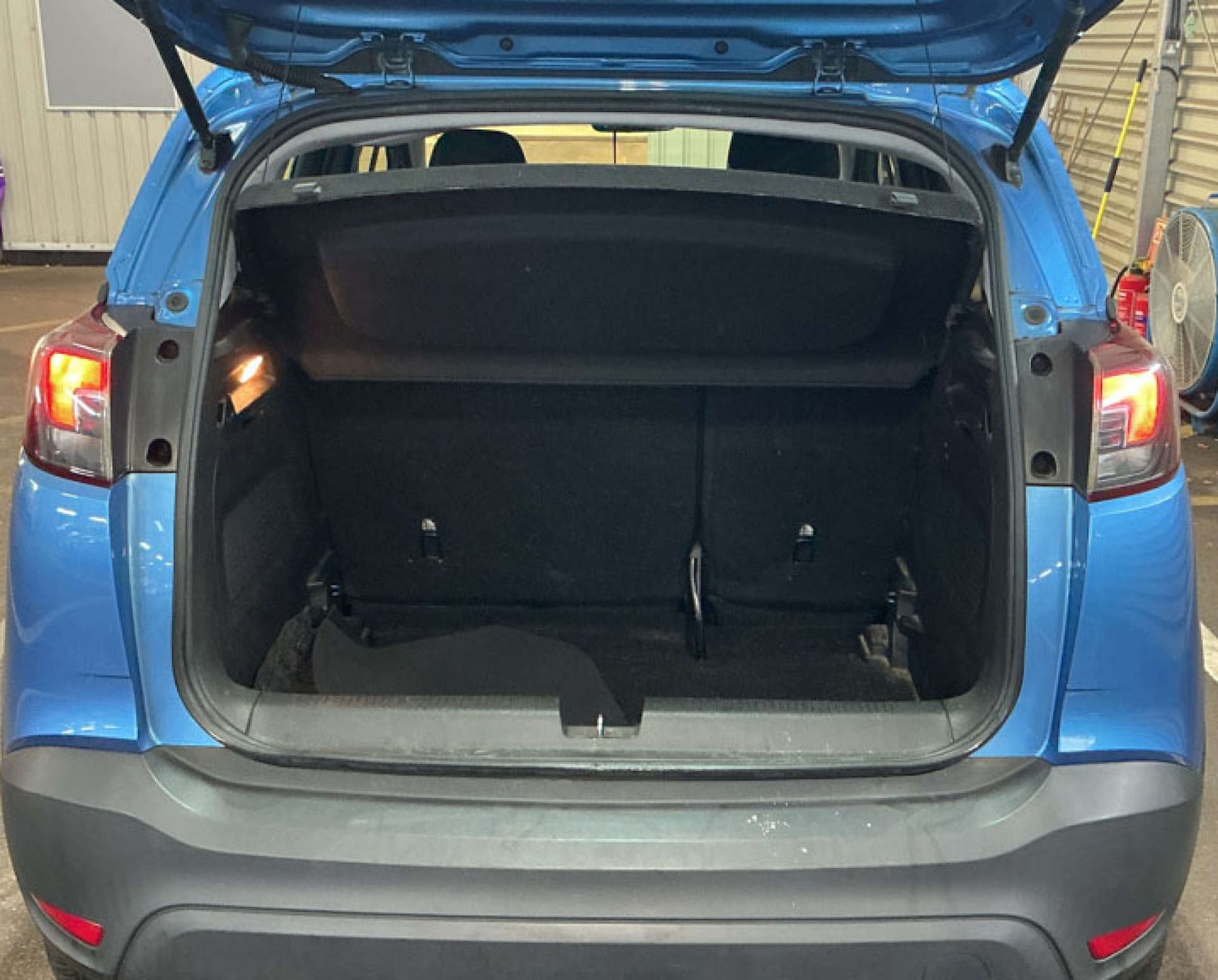 Used Vauxhall Crossland X 2018 for sale - 76637985: Photo 7