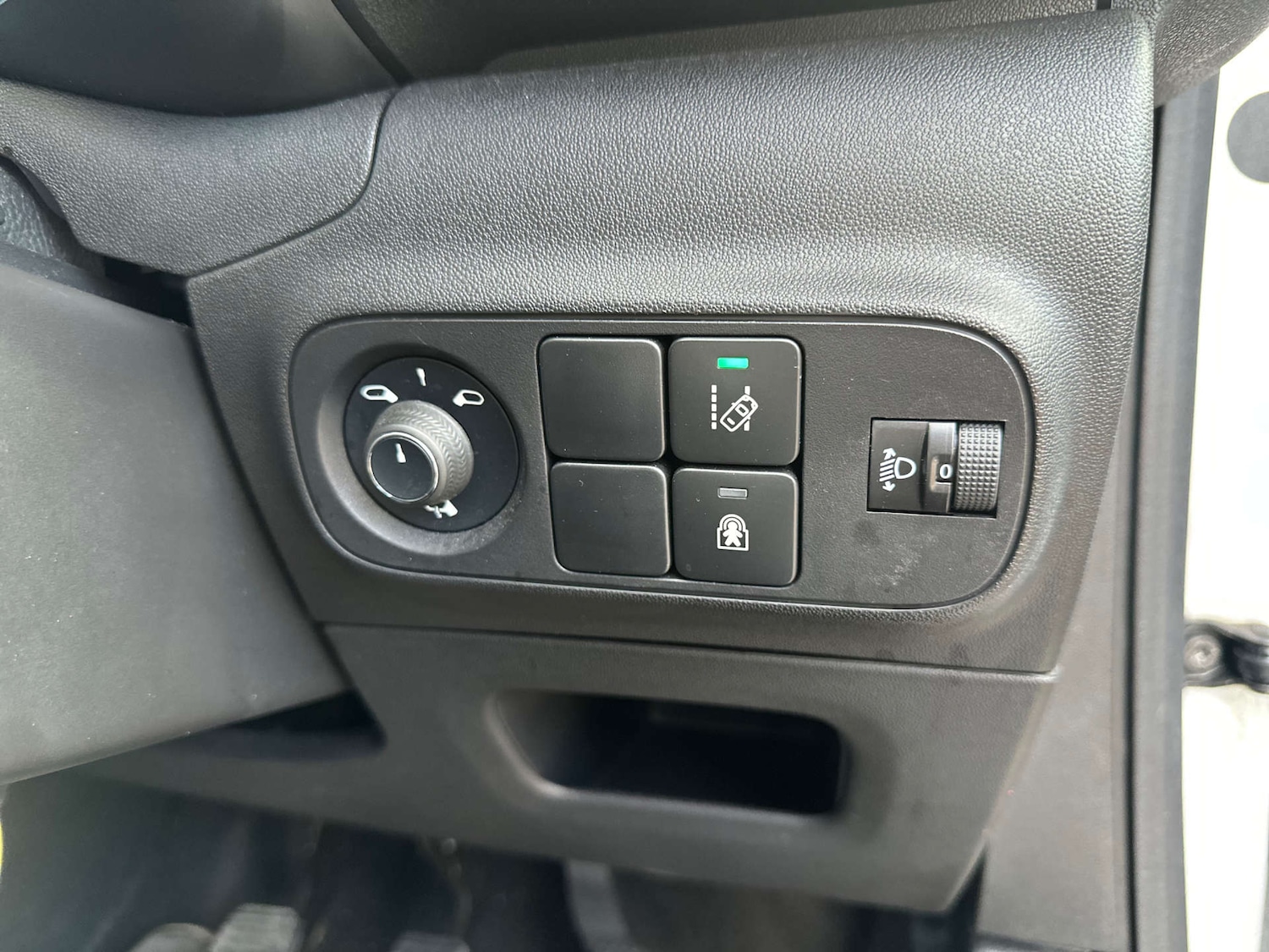 Used Citroen C3 2018 for sale - 75862383: Photo 29