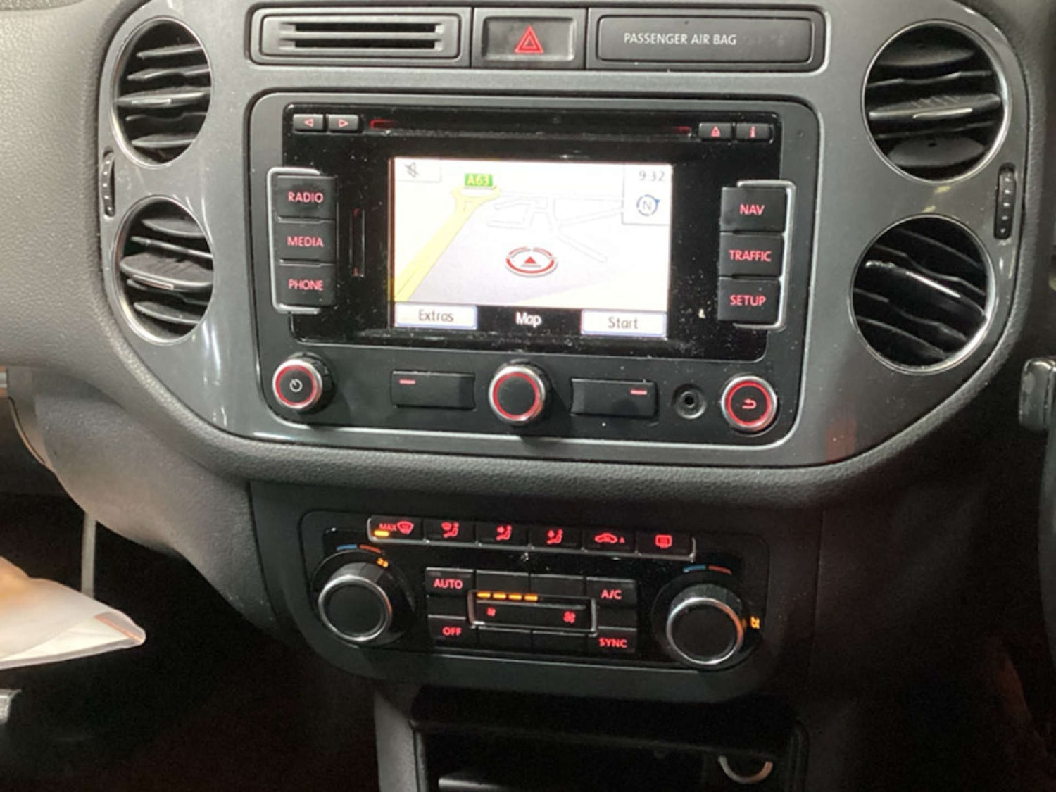 Used Volkswagen Tiguan 2014 for sale - 77594808: Photo 2