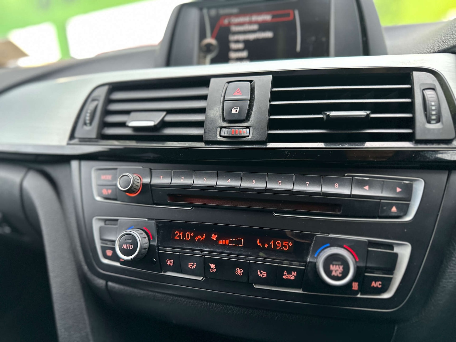 Used BMW 3 Series 2013 for sale - 77147778: Photo 24