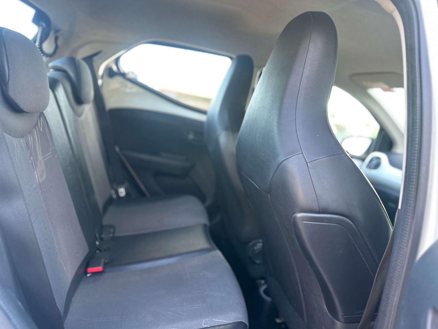 Used Toyota AYGO 2015 for sale - 76711677: Photo 12