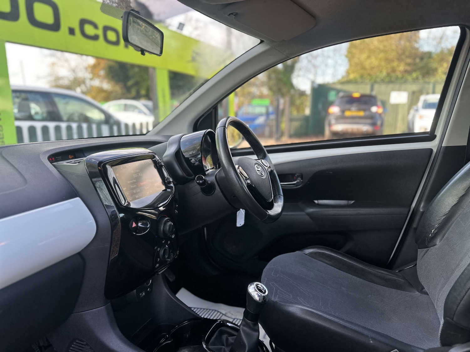 Used Toyota AYGO 2015 for sale - 76711677: Photo 14