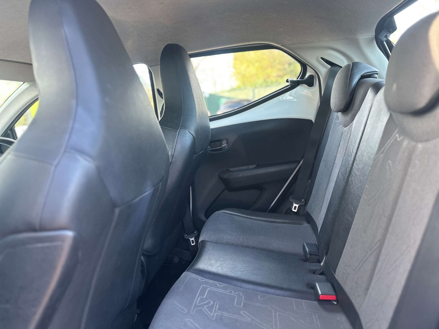 Used Toyota AYGO 2015 for sale - 76711677: Photo 15