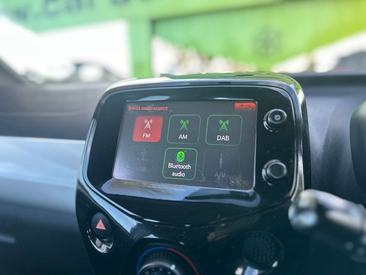 Used Toyota AYGO 2015 for sale - 76711677: Photo 17