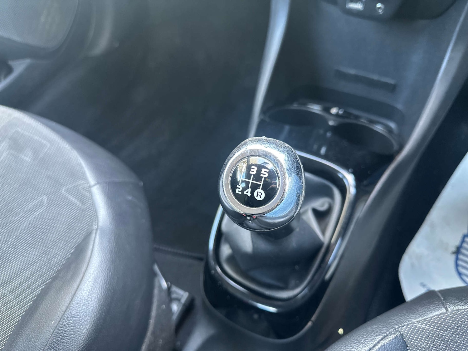 Used Toyota AYGO 2015 for sale - 76711677: Photo 23