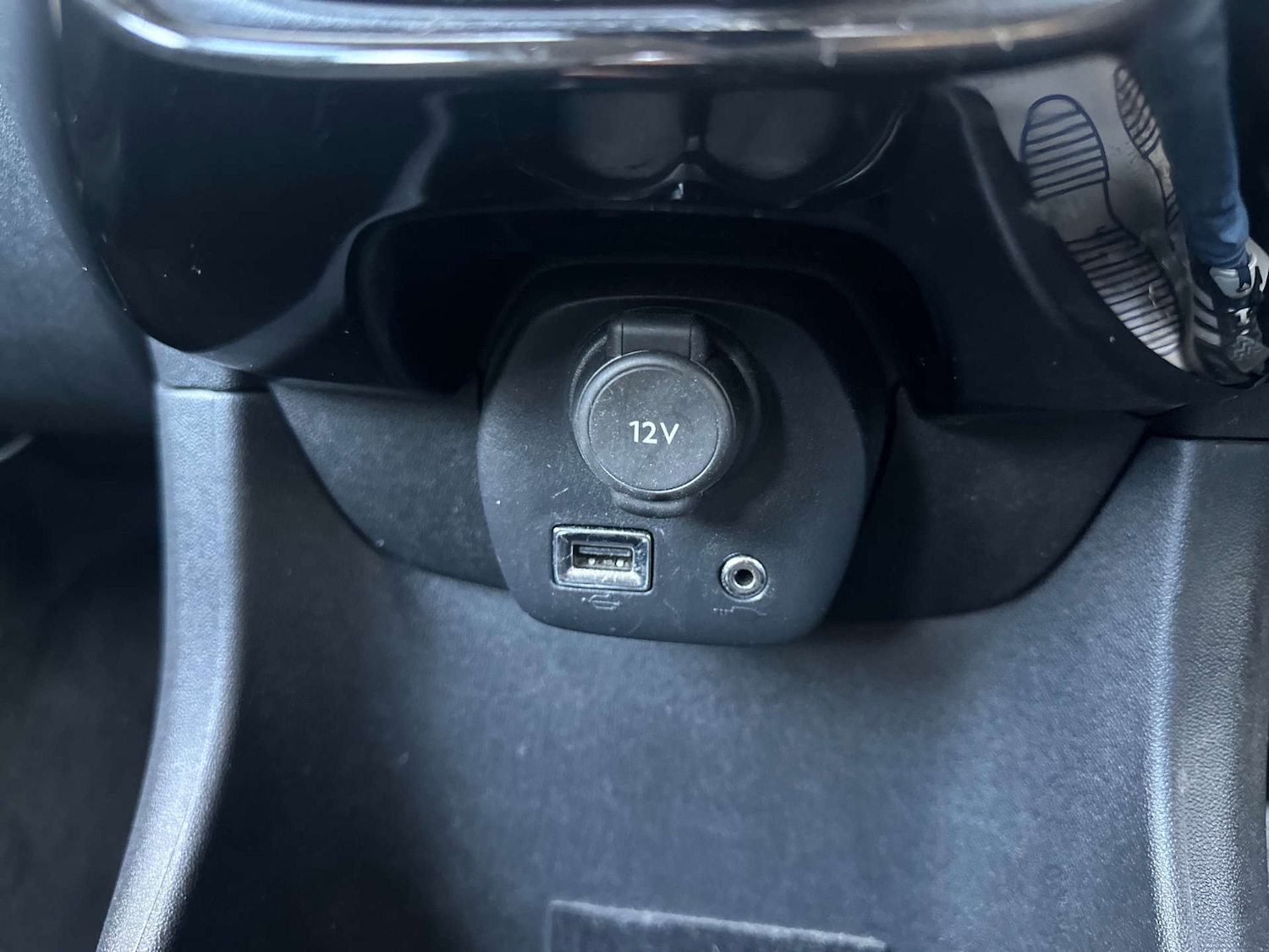 Used Toyota AYGO 2015 for sale - 76711677: Photo 24