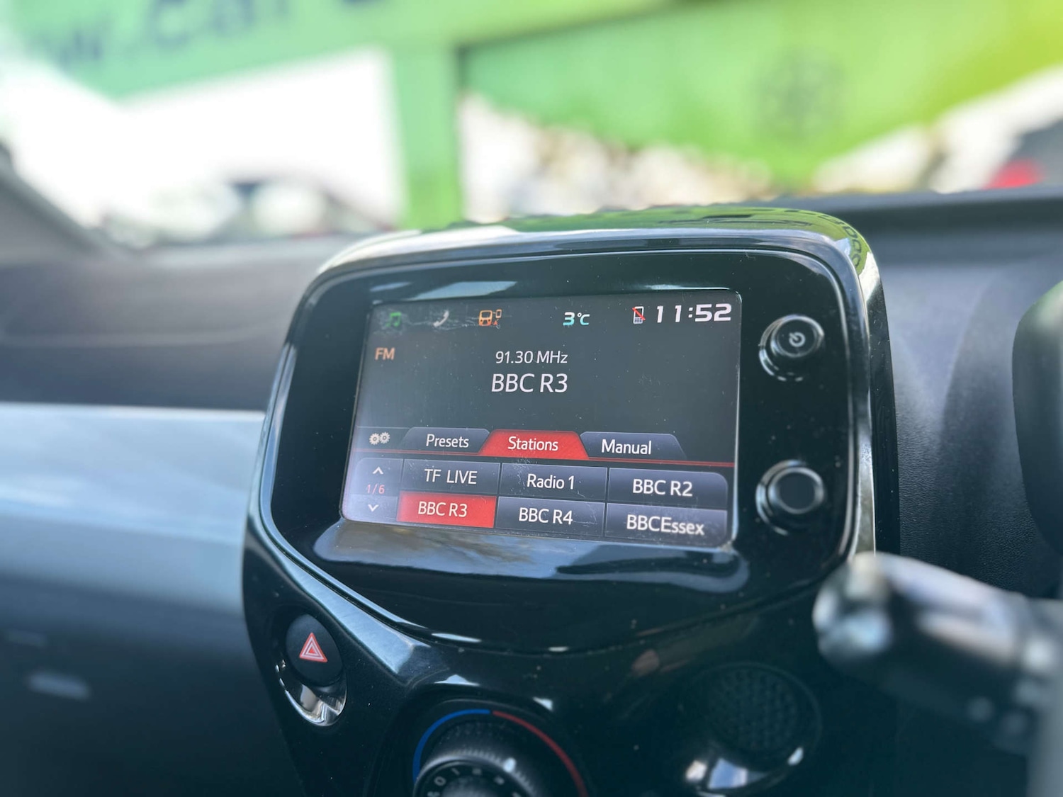 Used Toyota AYGO 2015 for sale - 76711677: Photo 3