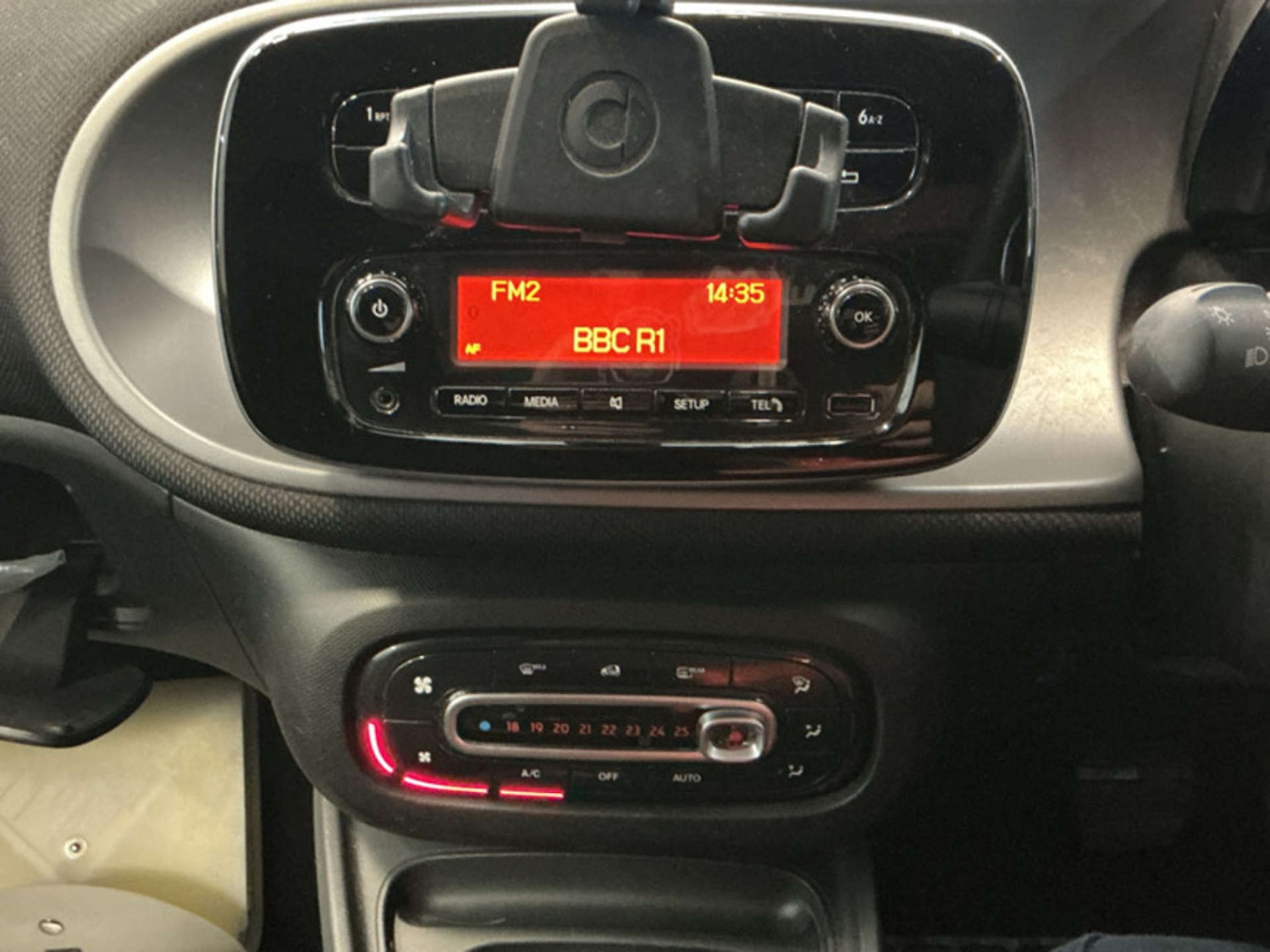 Used smart fortwo 2016 for sale - 77261377: Photo 2