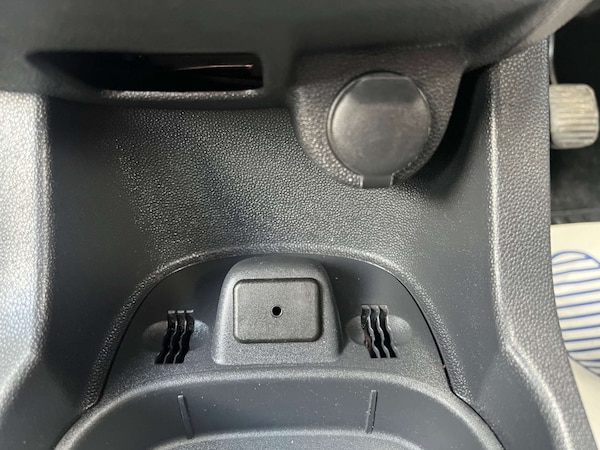 Used Vauxhall Corsa 2013 for sale - 76105320: Photo 20
