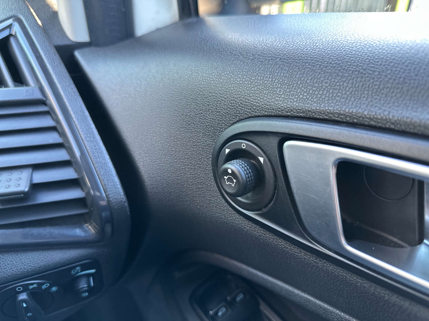 Used Ford Ecosport 2017 for sale - 77594776: Photo 30