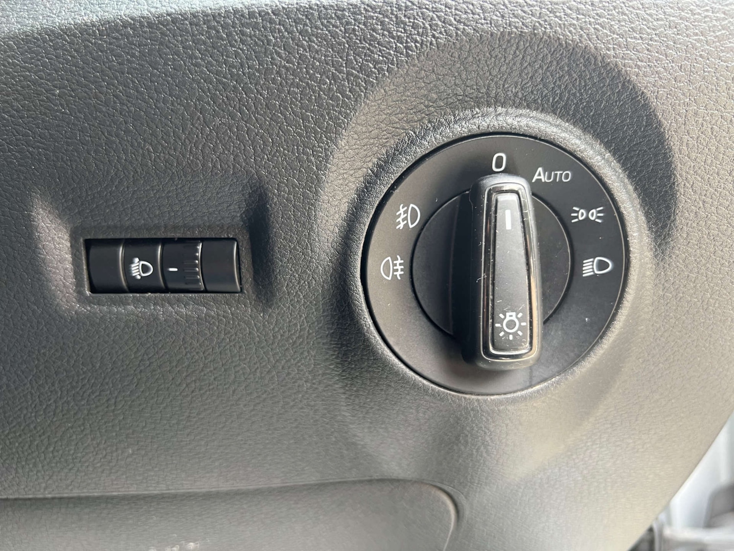 Used Skoda Fabia 2018 for sale - 76157427: Photo 32