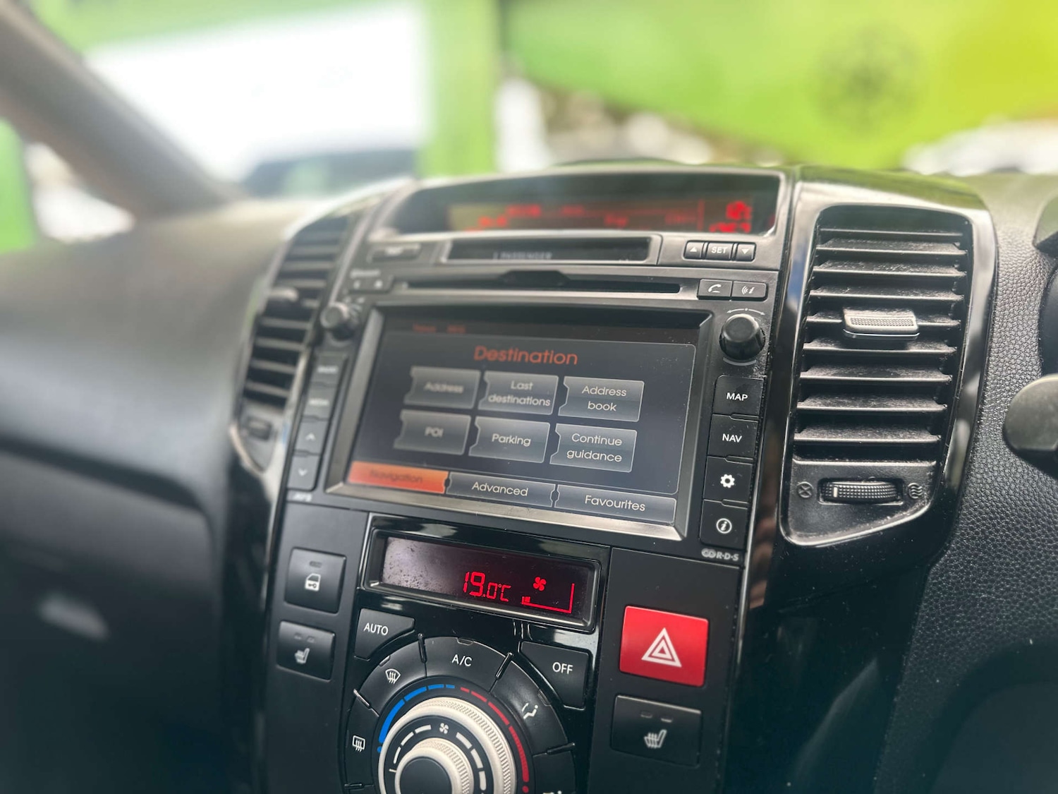 Used Kia Venga 2015 for sale - 76829749: Photo 20