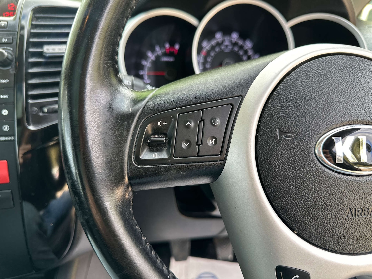 Used Kia Venga 2015 for sale - 76829749: Photo 27