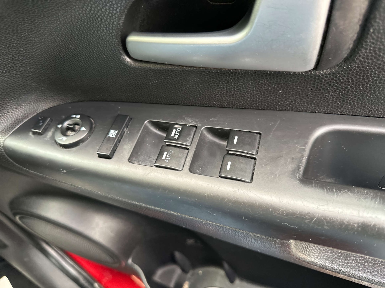 Used Kia Venga 2015 for sale - 76829749: Photo 28