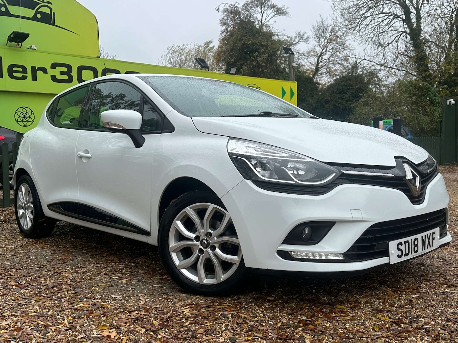 Used Renault Clio 2018 for sale - 76598439: Photo 4