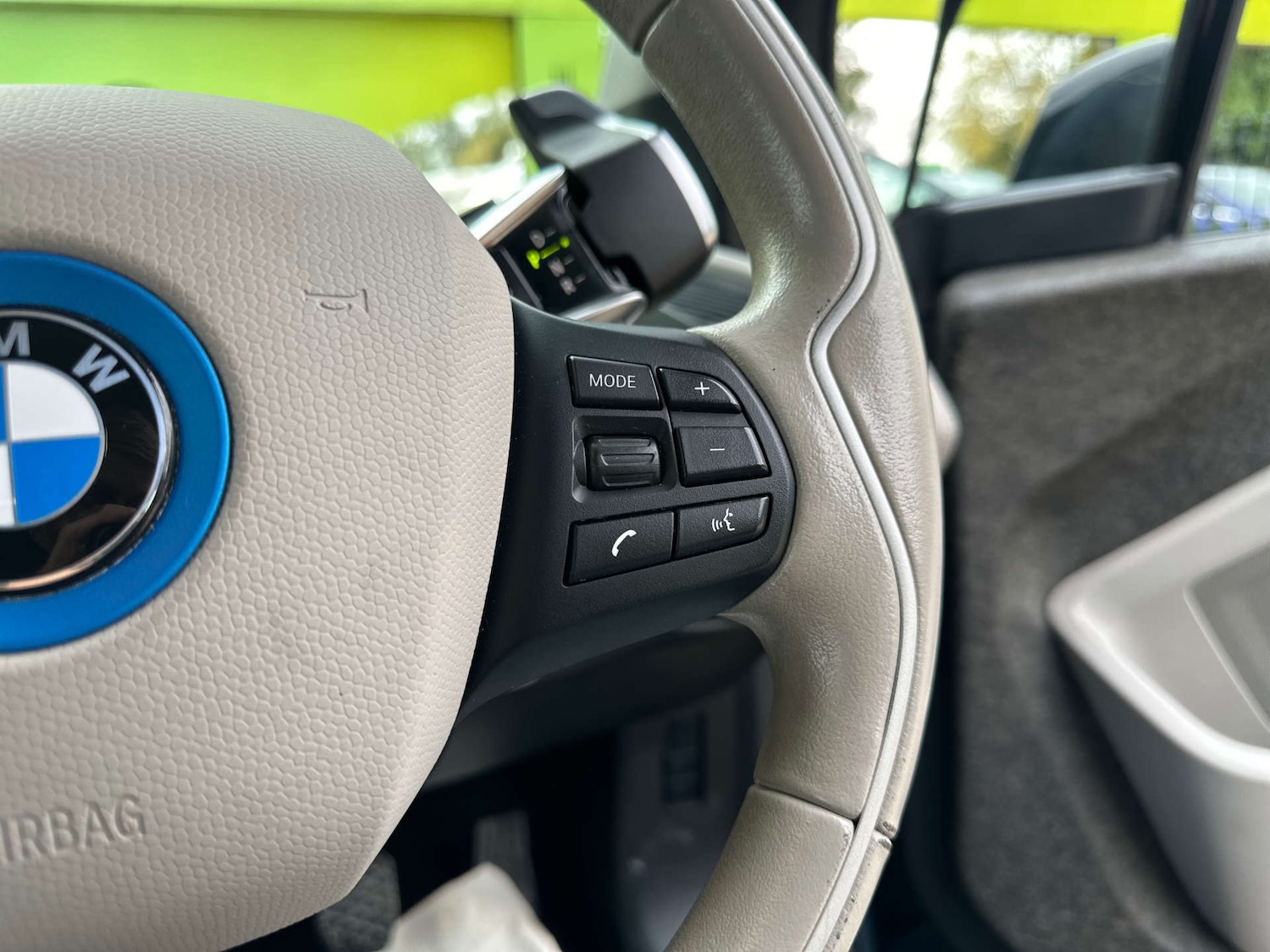 Used BMW i3 2015 for sale - 76444545: Photo 32